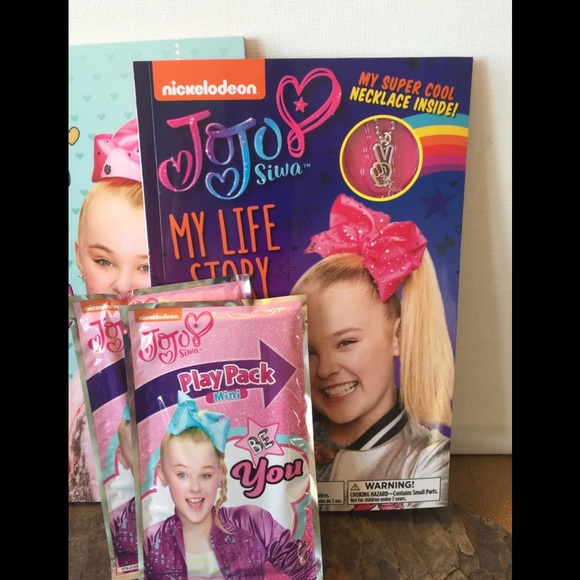 JoJo Siwa Makeup and Book Set - Picture 4 of 9
